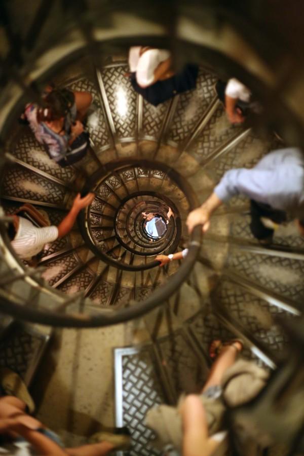 The view looking down form the top of the spiral staircase ascending to the top of the arc de triumph.