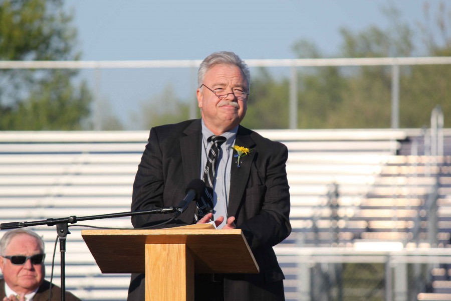 Superintendent Keith Konarska gives his final graduation speech. Konarska has decided to retire after blank years at Grand Haven. He also received a faculty of the year award presented by senior Schaefer Thelen. Very few can claim responsibilty for leaving a lasting legacy on this district and transforming the entire communities culture, Thelen said. Keith Konarska can. 