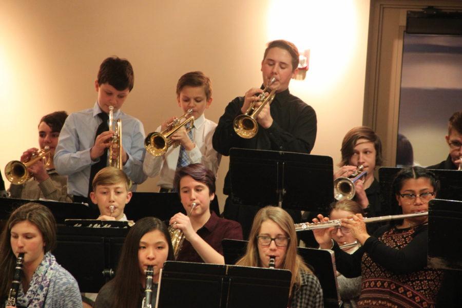 Saturday, Feb 25th the Buccaneer Original Swing Society and the Jazz Band hosted the “Swingin’ Jazz Thing” event at the Community Center. Last year, the two programs hosted “Spaghetti and Swing” as a way to raise money for the Jazz Band. 